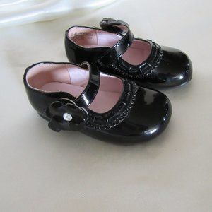 Nina Toddler Shoes Size 6 - like New